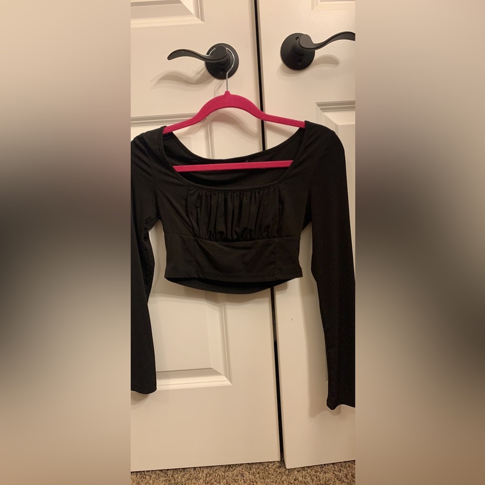 black cropped fitted top